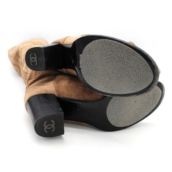 CHANEL Brown Quilted Suede Knee High Black Cap Toe Boots Stacked Heel size 38 CC - Picture 8 of 8